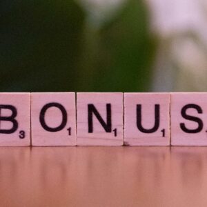 ¿Puede una empresa retirar incentivos salariales para reducir el absentismo ante cualquier tipo de ausencia?